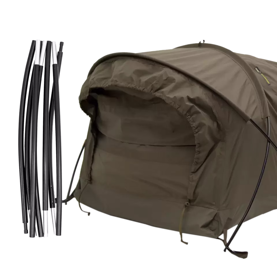 Carinthia Observer plus tent poles eqqus